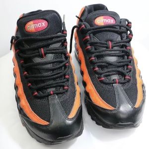Nike Air Max 95 Black Dark Red Orange Blaze  Size 6.5